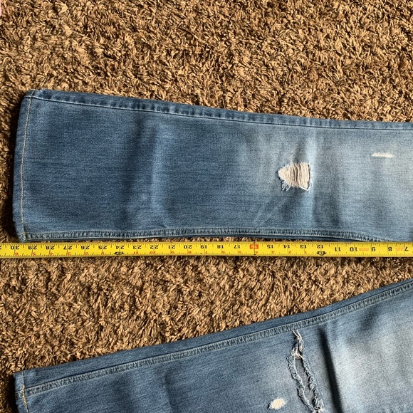 Hollister Jeans Size 5 - Picture 4 of 6